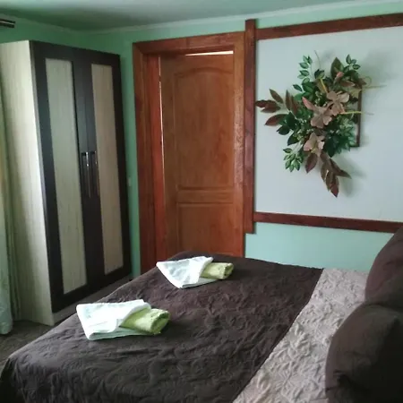 بيت خشبي U Dida Grytsya ياريمتشي